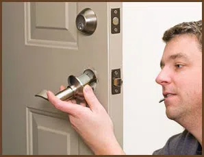 Lake Mann Gardens FL Locksmith Lake Mann Gardens, FL 407-545-7420